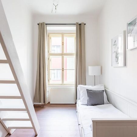 Budget Reznicka Apartment Прага Экстерьер фото