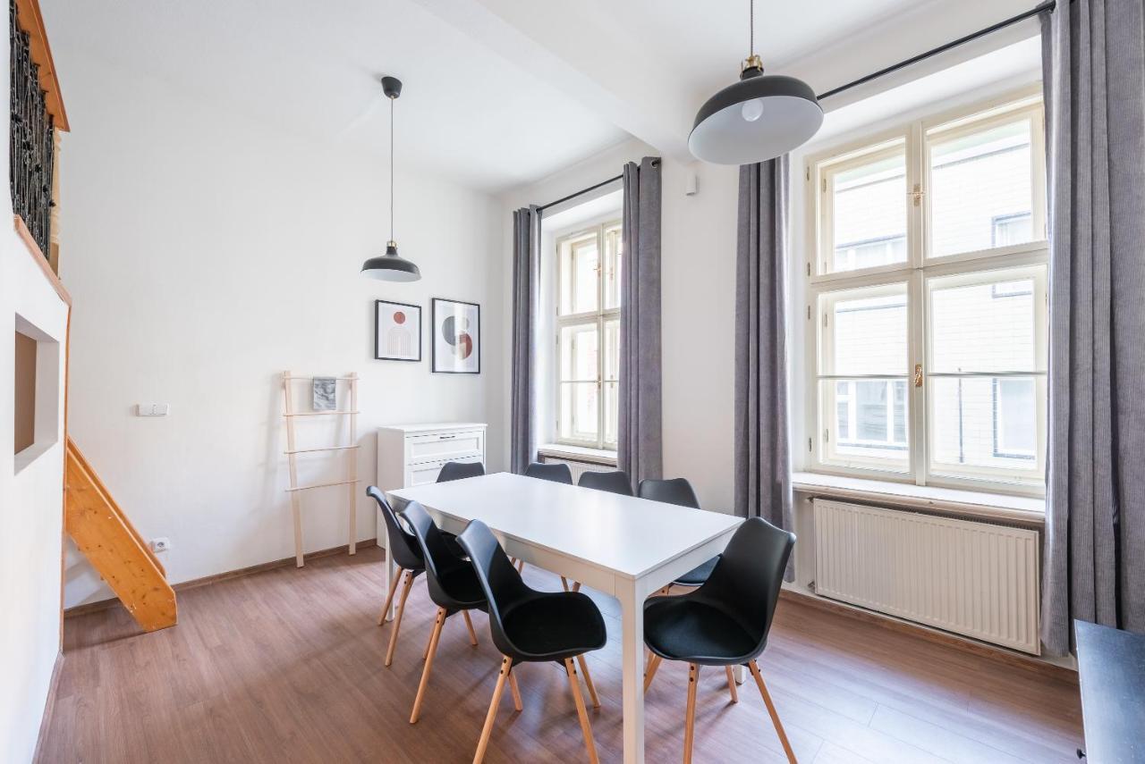 Budget Reznicka Apartment Прага Экстерьер фото