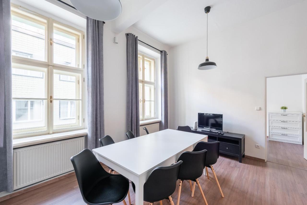 Budget Reznicka Apartment Прага Экстерьер фото